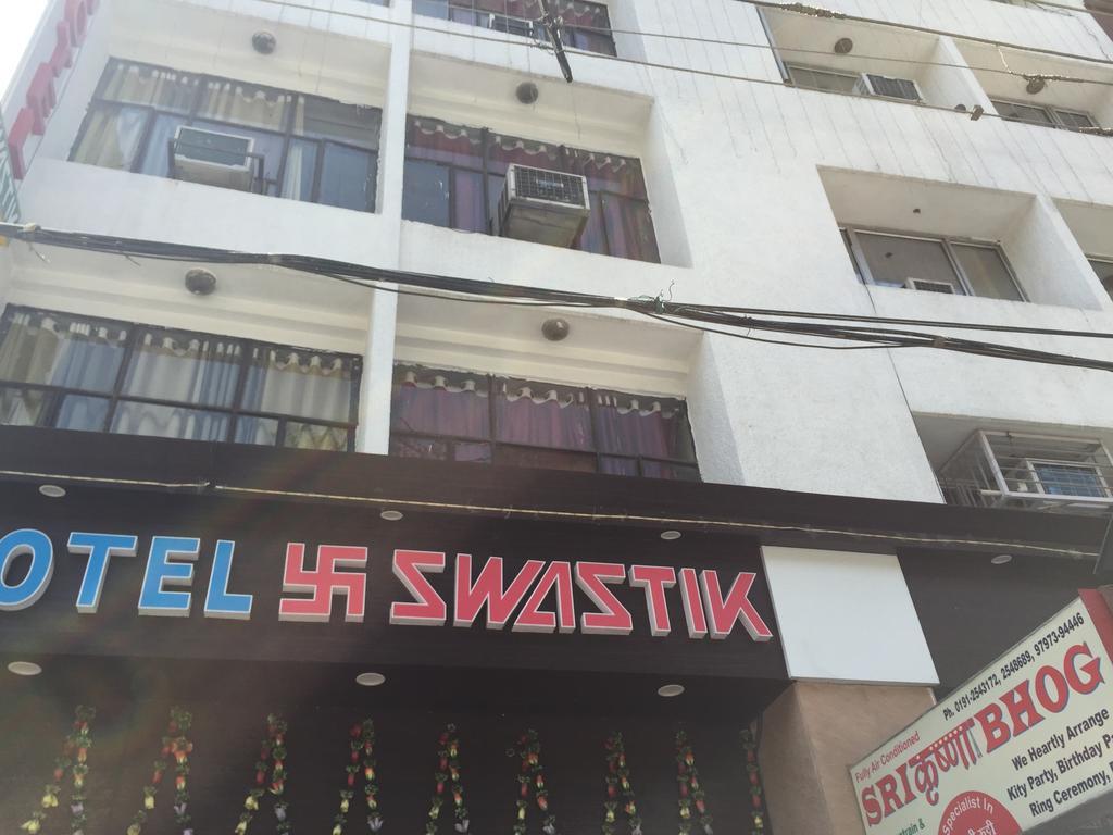 Hotel Swastik Džammú Exteriér fotografie